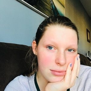 Meet your Posher, Kaitlyn